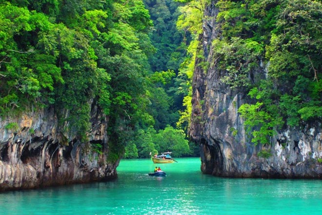 Phang Nga Bay by SpeedBoat